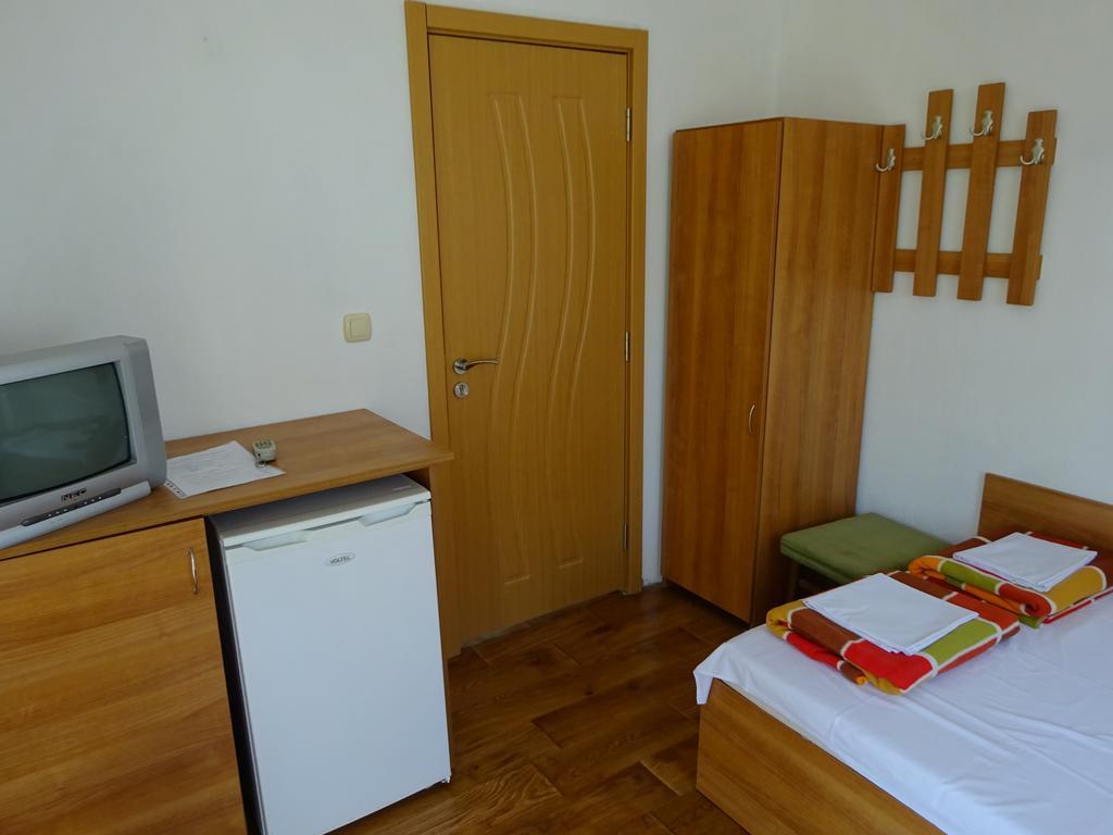 Hris Otel Chernomorets Dış mekan fotoğraf