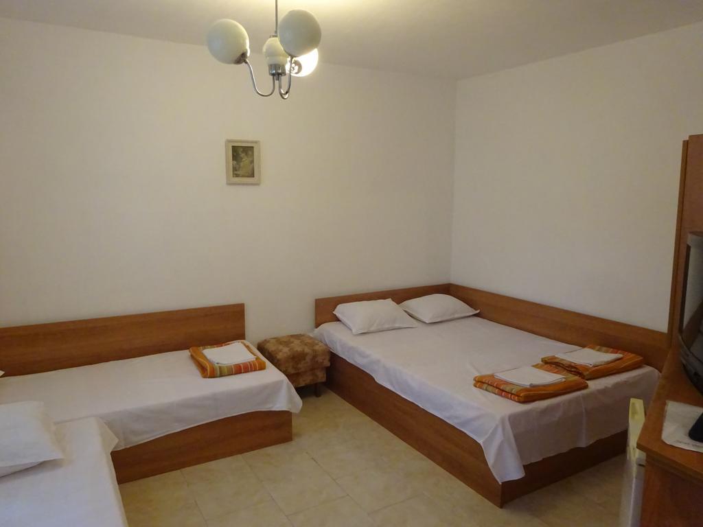 Hris Otel Chernomorets Dış mekan fotoğraf